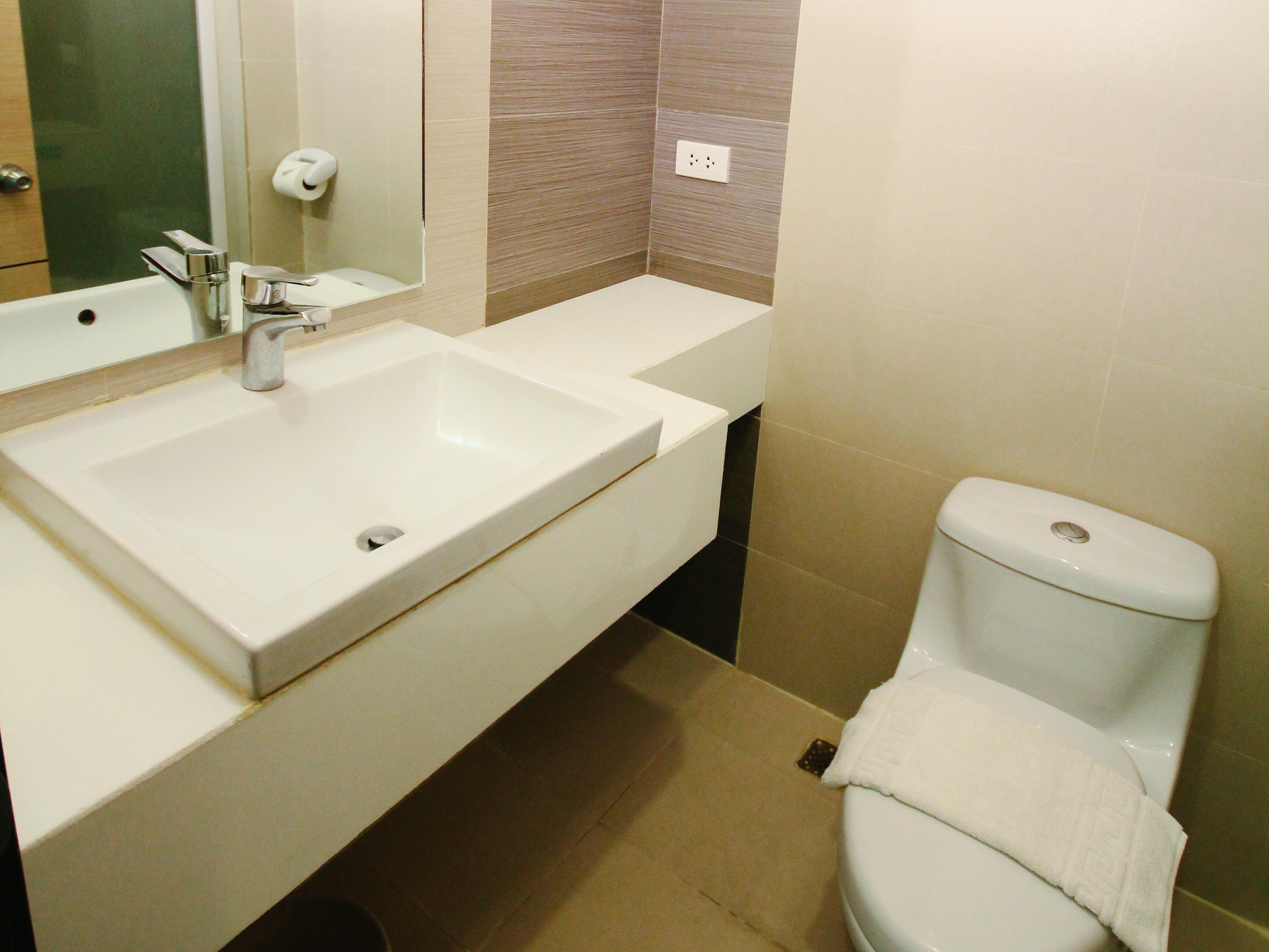 Go Hotels Dumaguete Dumaguete City Zewnętrze zdjęcie