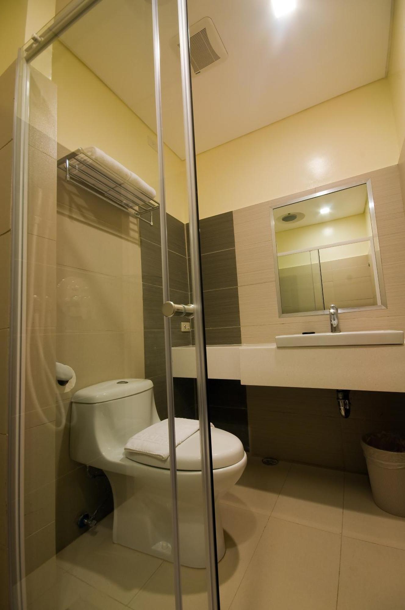 Go Hotels Dumaguete Dumaguete City Zewnętrze zdjęcie