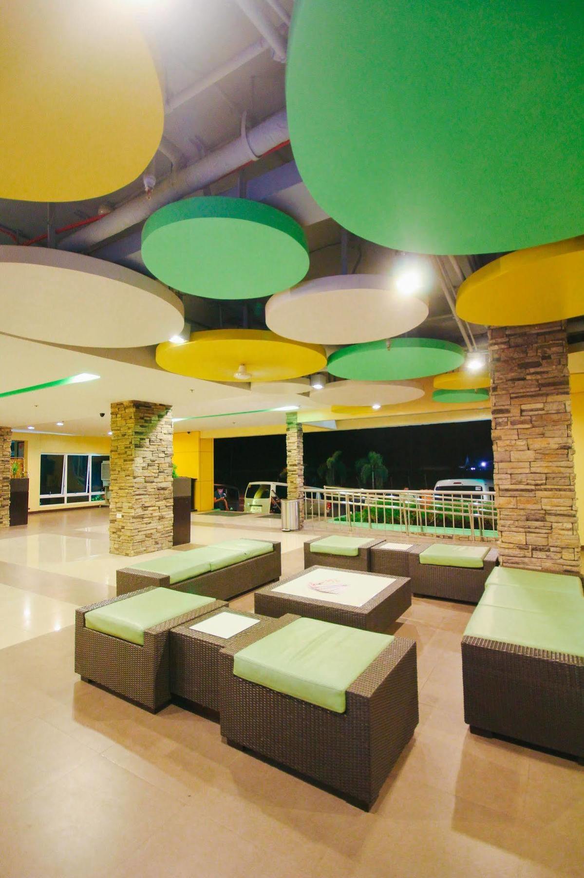 Go Hotels Dumaguete Dumaguete City Zewnętrze zdjęcie
